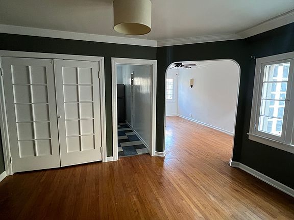4th image of 7523 Lexington Ave #Na
