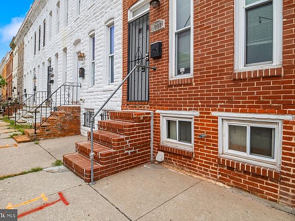2nd image of 1202 W Cross St