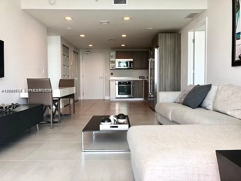 6700 Indian Creek Dr #1005 — Photo 11
