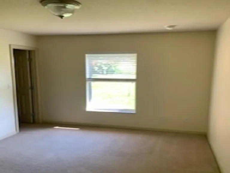8079 N Hillview Cir — Photo 12