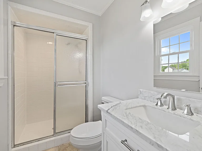 315 Holland Hill Dr — Photo 11