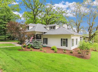 211 2nd Ave, Fontana, WI 53125