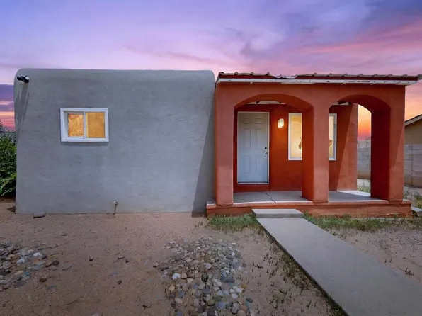 1430 Franciscan St NE, Albuquerque, NM 87102