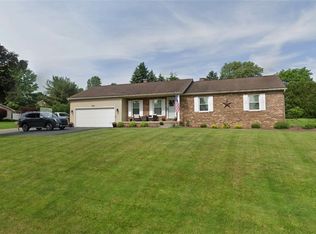 7574 Huntington Dr, Youngstown, OH 44512