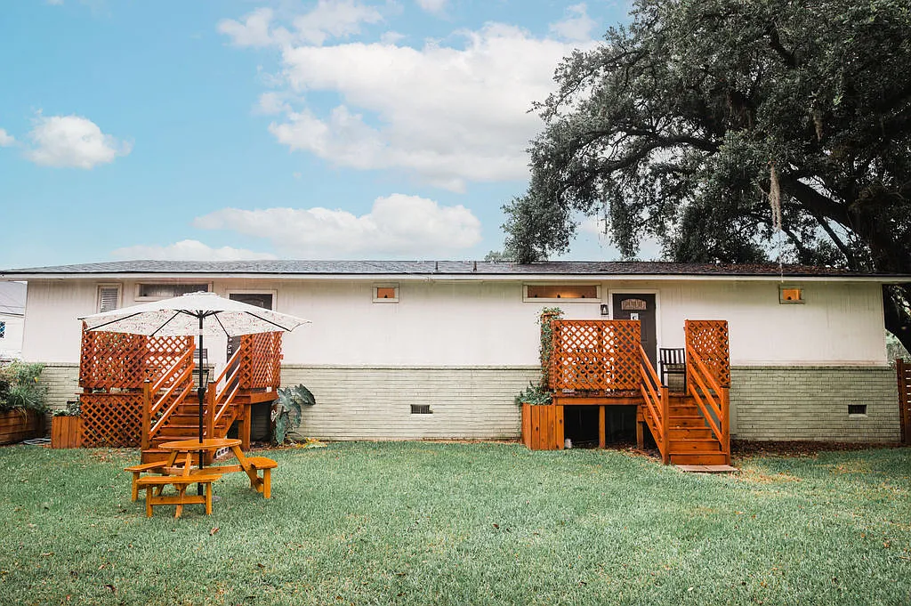 Studio, 600 sqft, $1,400 — Photo 1
