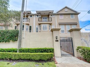 5914 Burgoyne Rd, Houston, TX 77057