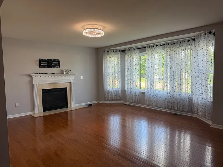 850 Saybrook Falls Dr — Photo 4