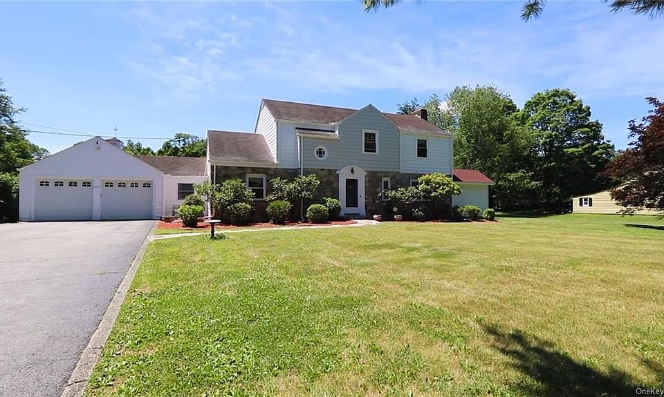 2259 New Hackensack Road, Poughkeepsie, NY 12603 Zillow