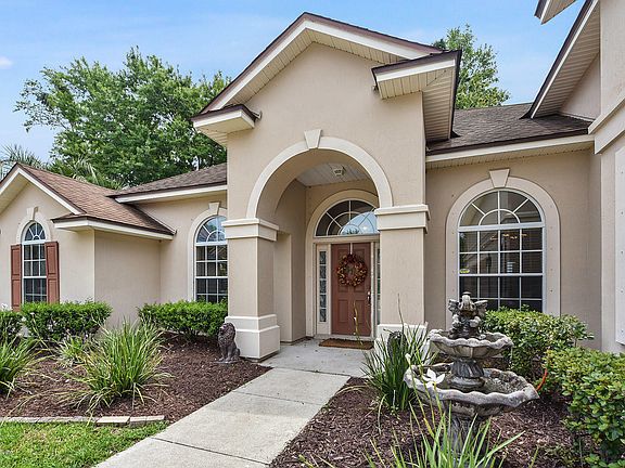 4th image of 13653 Chipperfield Ln