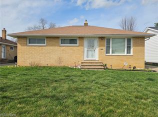 15413 Shirley Ave, Maple Heights, OH