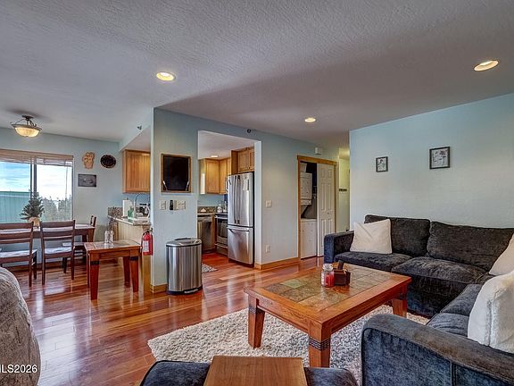 5th image of 495 Tramway Dr #7