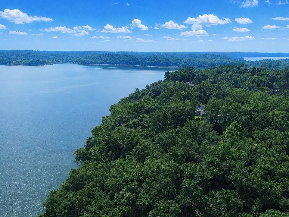 1st image of 8 S Shady Side Dr