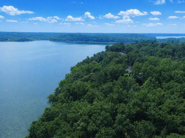 8 S Shady Side Dr, Bloomington, IN 47401