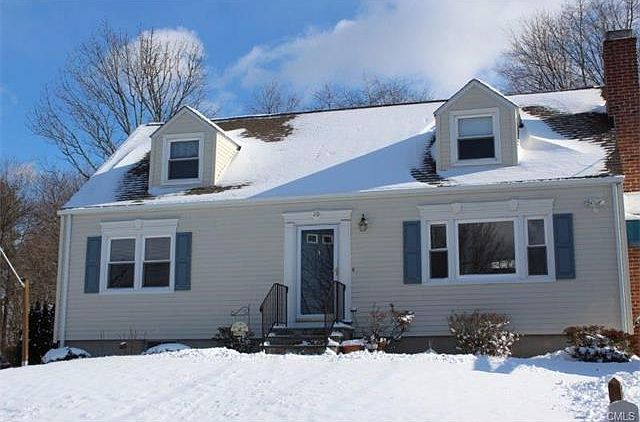 1st image of 20 Topstone Dr