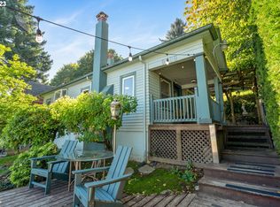 9909 NW Hoge Ave, Portland, OR 97231