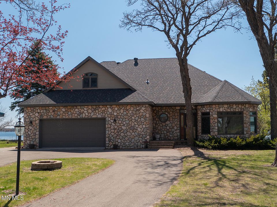 1st image of 51265 Saints Ln