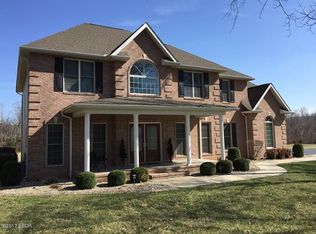 148 Twelve Oaks Dr, Murphysboro, IL 62966