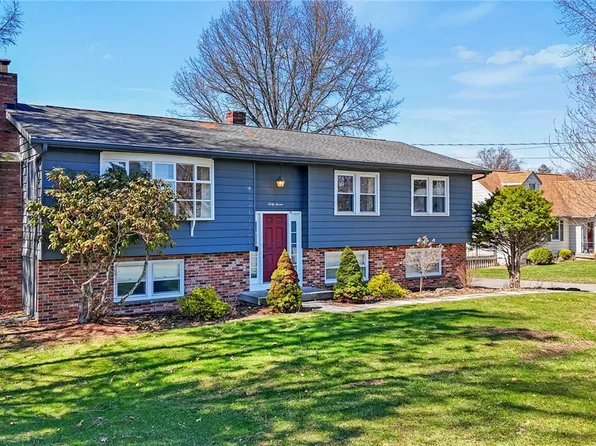 47 Hillview Dr, Norwich, NY 13815