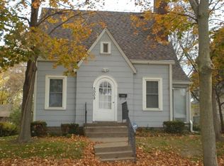 3009 Sheridan St, Davenport, IA 52803
