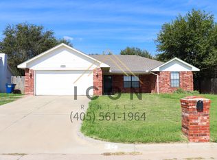 2448 Stone Glen Dr, El Reno, OK 73036