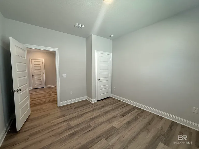 429 Parkerman Ave — Photo 15