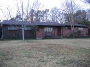 5870 E Mission Blvd, Fayetteville, AR 72703