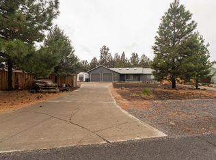 61325 King Josiah Pl, Bend, OR 97702