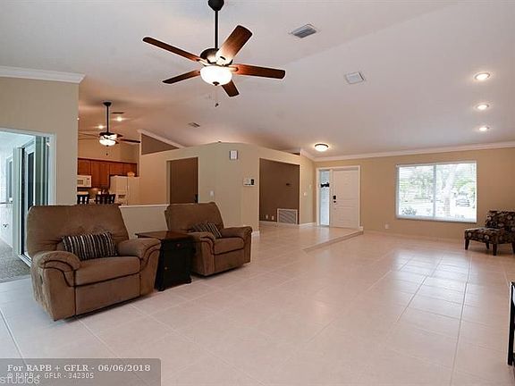 5th image of 8852 NW 56th St