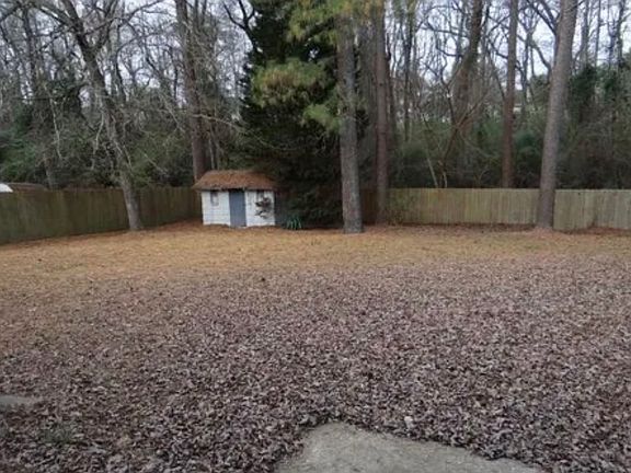 5th image of 6337 Lakehaven Dr