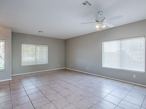 5th image of 14371 W Clarendon Ave
