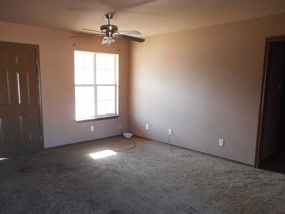 2nd image of 1210 Crescent Dr