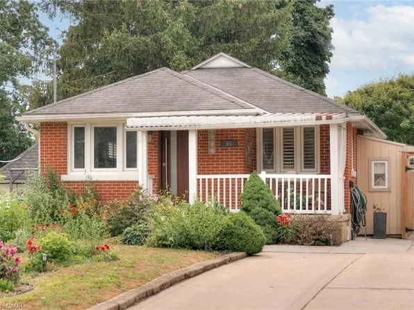 65 Belleview Ave, Kitchener, ON N2B 1G4