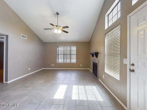 5th image of 921 W University Dr Unit 1069