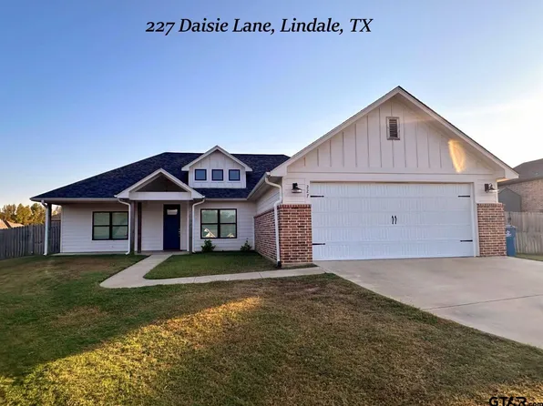 227 Daisie Ln #6, Lindale, TX 75771