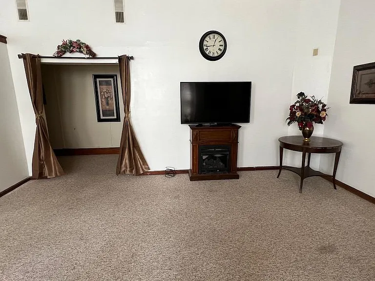 605 Bluff St #120 — Photo 20
