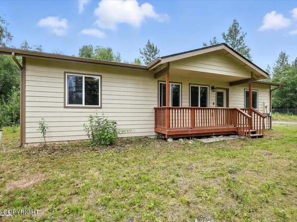 501 E Silver Fox Ln, Wasilla, AK 99654