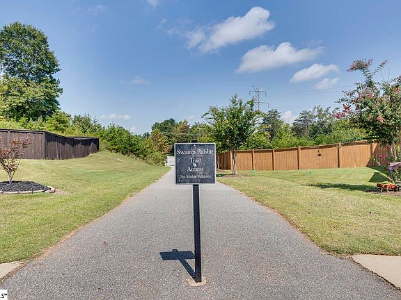 4th image of 646 Lynndale Ct