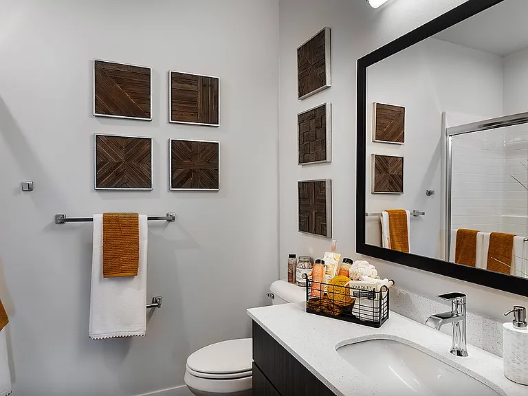 Eastpark Apartments — Photo 17