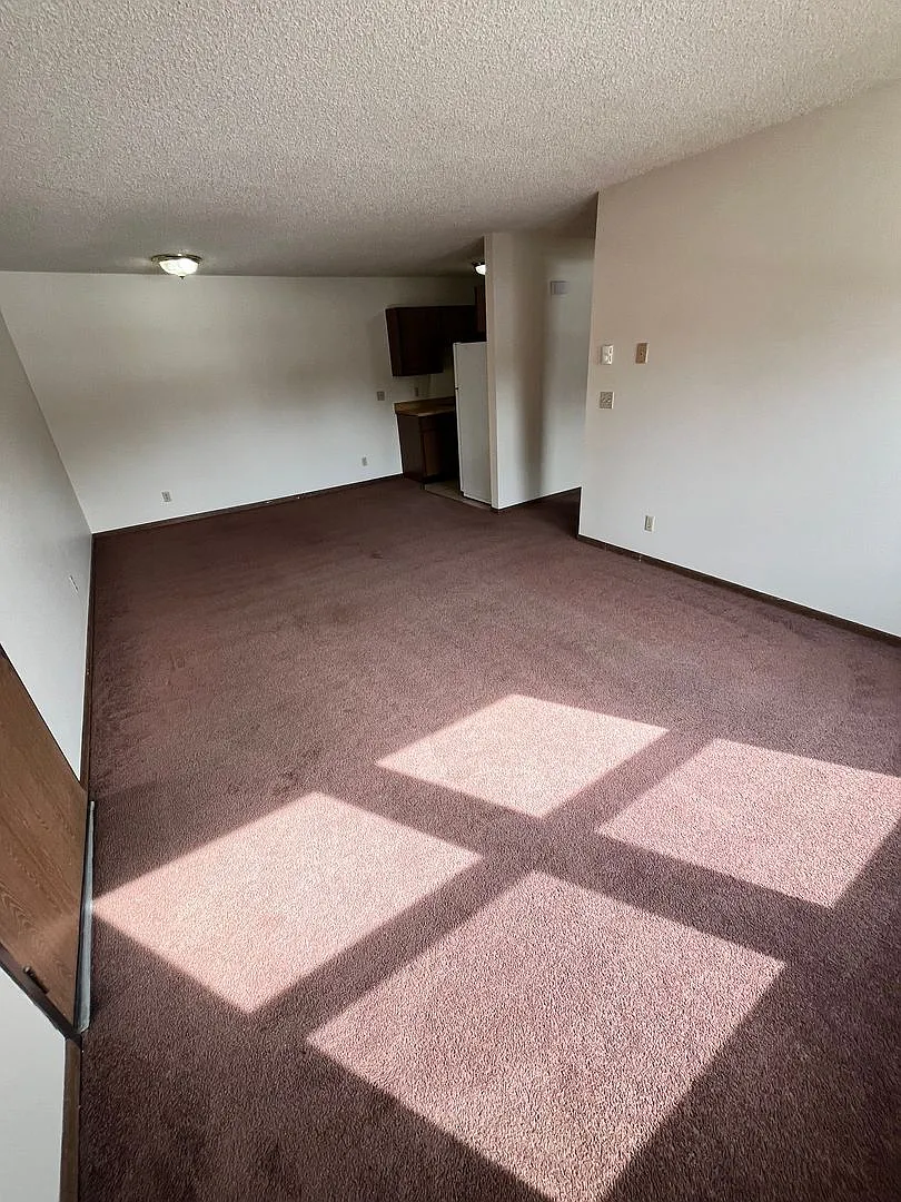 Building Photo - 1108 Meridian Heights Dr