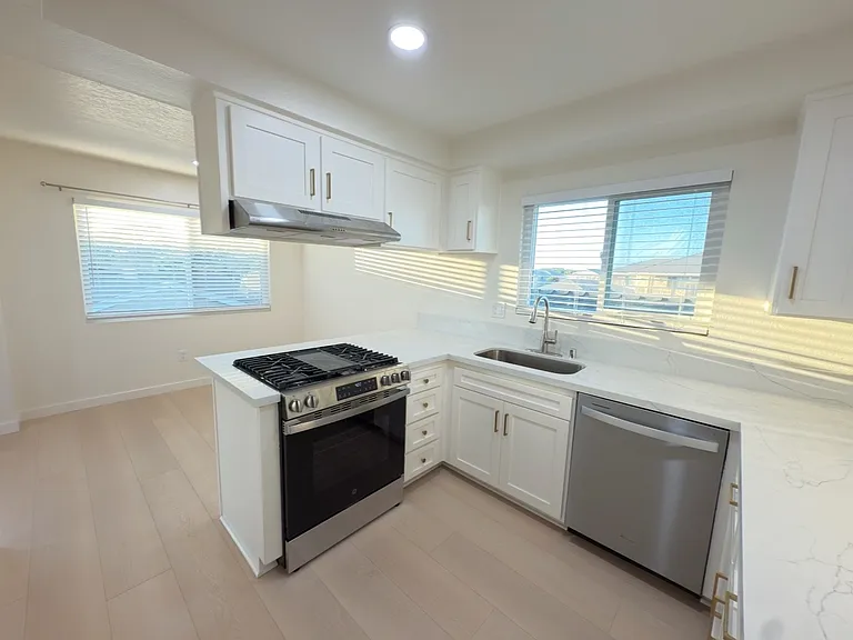 7340 Corsican Dr #C — Photo 1