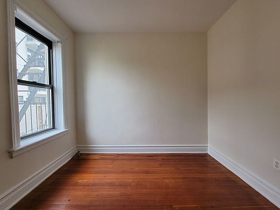 4th image of 30-64 32nd St #7