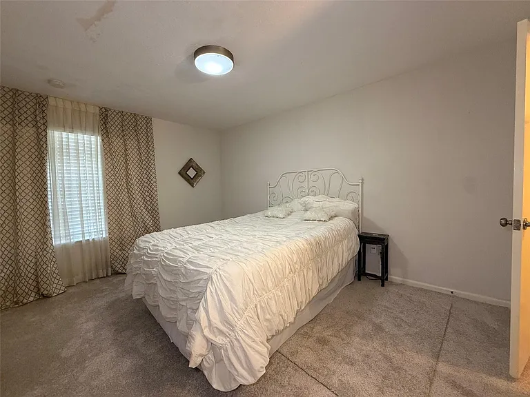 845 Augusta Dr #11 — Photo 17