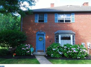 5 Windsor Ct, Reading, PA 19606