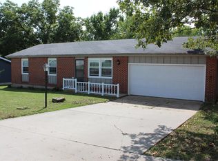 553 Kent Ln, Rolla, MO 65401