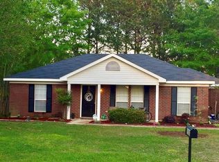 1930 Woodvalley Ct, Semmes, AL 36575