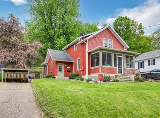 1037 Sturtevant St, Red Wing, MN 55066