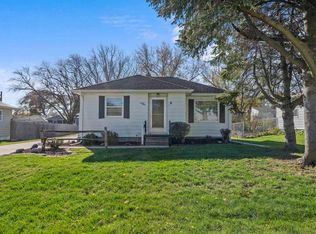 1630 Glenny Ave, Waterloo, IA 50702
