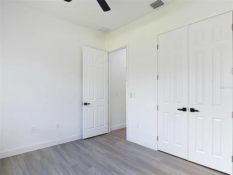 275 Lecturn St — Photo 37