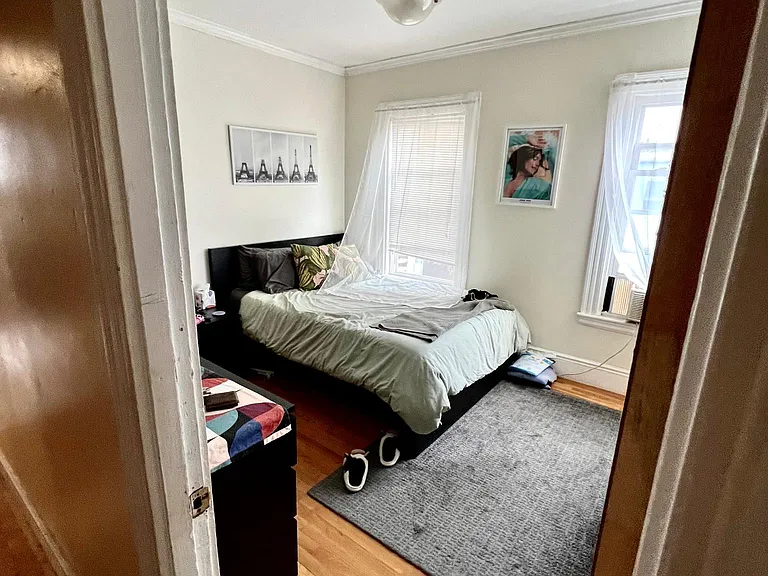 4 Deer St #2 — Photo 2