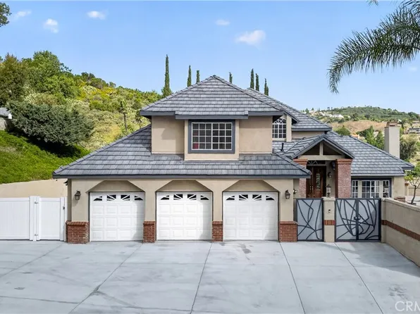 1050 N High Knoll Ln, Walnut, CA 91789